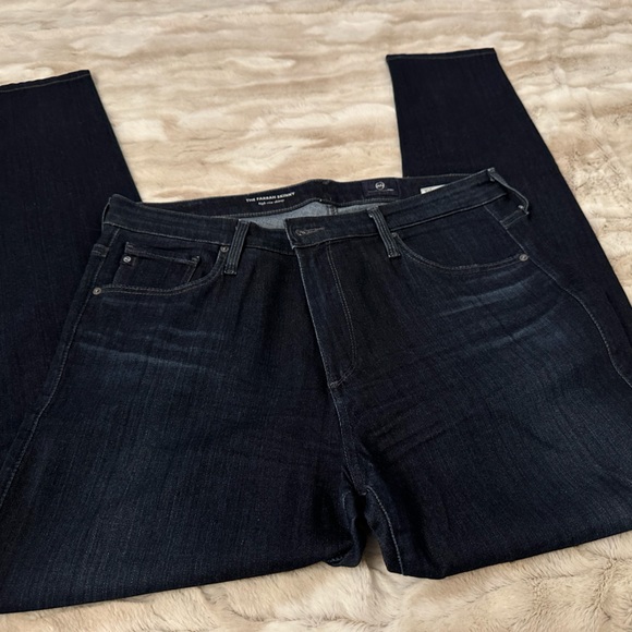 AG Farrah Jeans - Picture 1 of 4